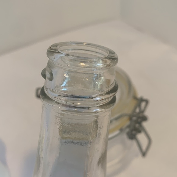 Vintage Glassware Ketchup Bottle, White Milk Glass Jar and Luminarc 1/2L… - Picture 10 of 10